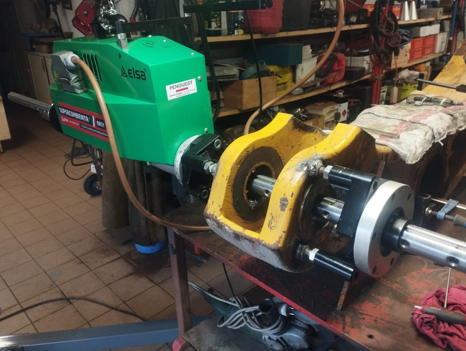 Alésage Banane chargeuse Boiret Métal Services